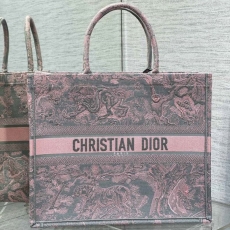 Christian Dior Shopping Bags